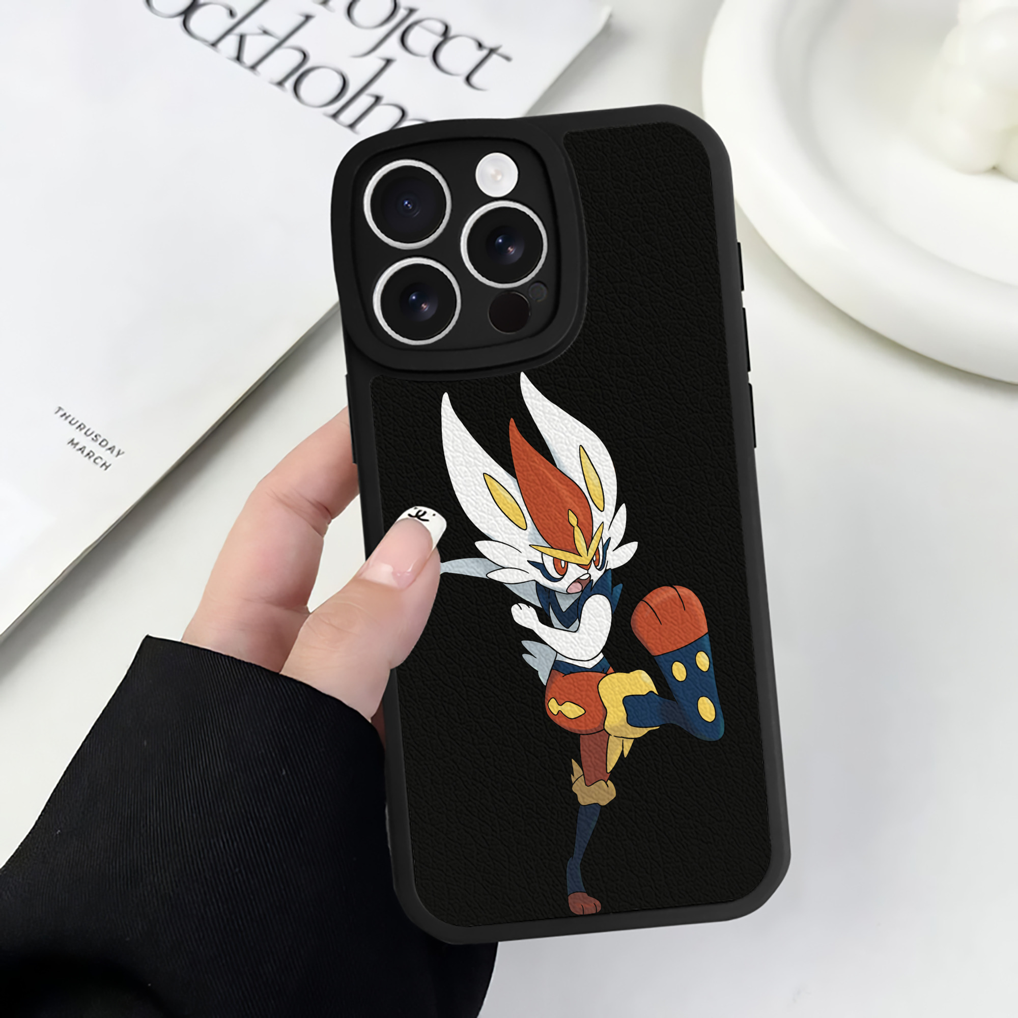 （画像用） ポケットモンスター Pokémon 【iPhone 16シリーズ対応】シリコンスマホケース（レザー調） 材質：シリコン